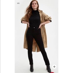 Levi’s Premium 724 High Rise Straight Leg Jeans Size 29